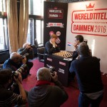 Volop media-aandacht in Groningen.